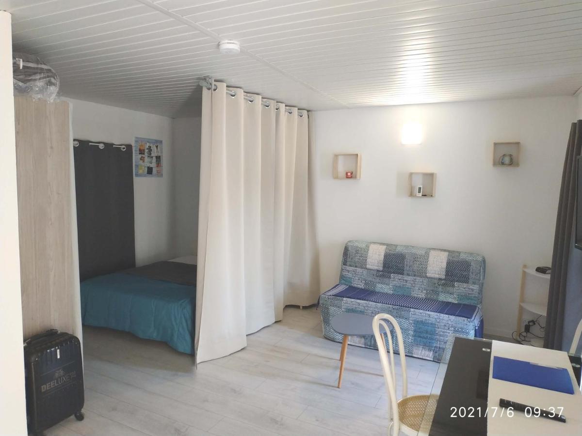 Appartement Centre Ville Du Boulou: Family Stay in City Center Le Boulou Exterior photo